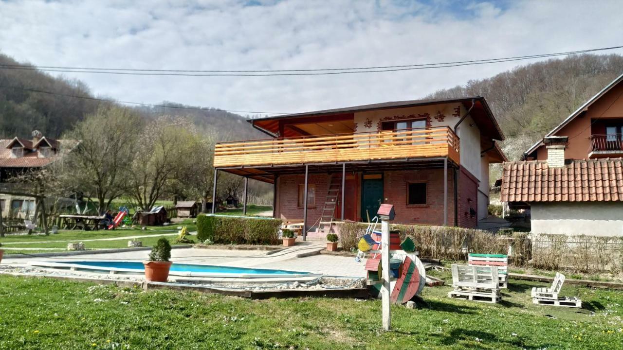 Country House Lozanjska Terasa Guest House ภายนอก รูปภาพ